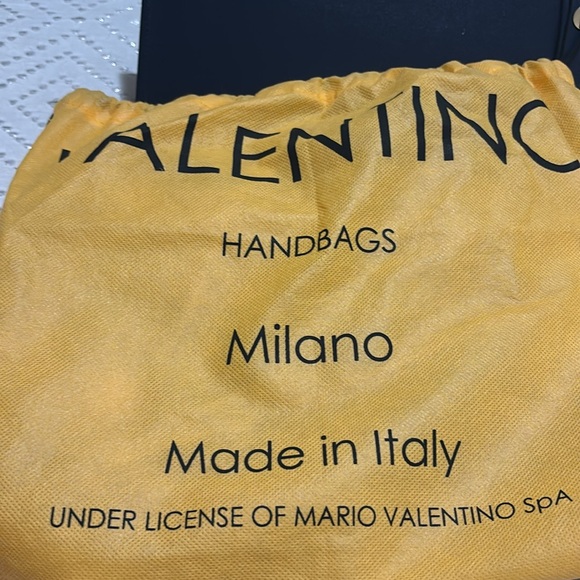 Valentino cluch - Picture 5 of 5